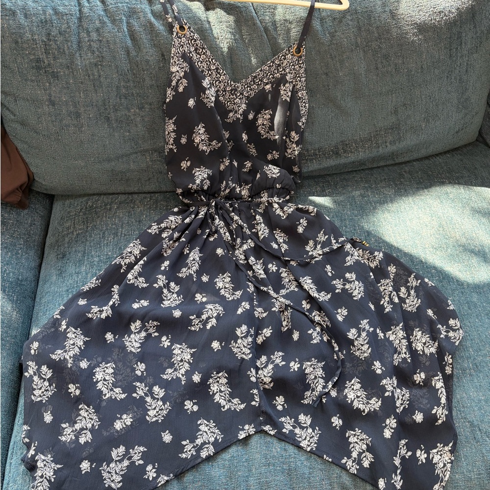 2/15 Xhilaration Asymmetrical Hankerchief Navy Blue Floral Dress NWOT